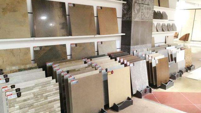 小标题：卫生间建材种类与费用构成